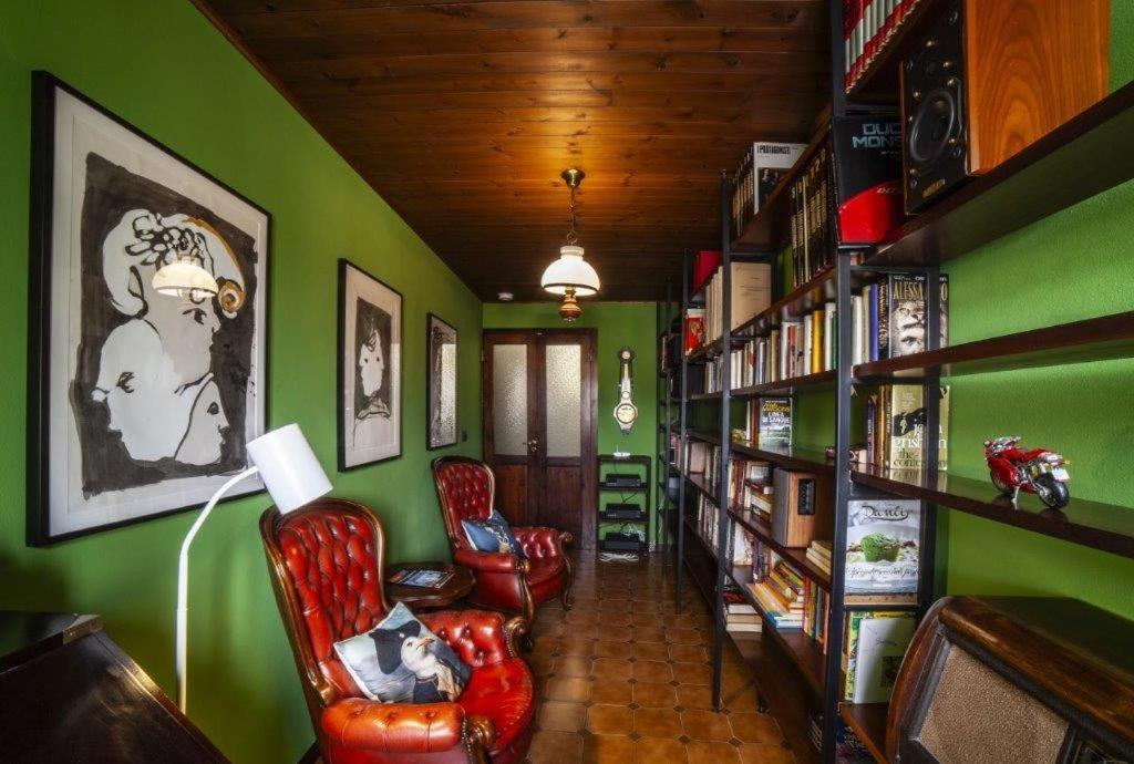 Casa Robina Apartment Барга Екстериор снимка